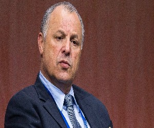 رئيس اتحاد الكرة ينفي وجود عقوبات على اللاعبين